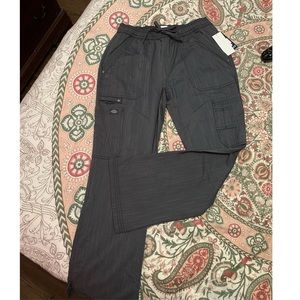 Dickies scrub pants
